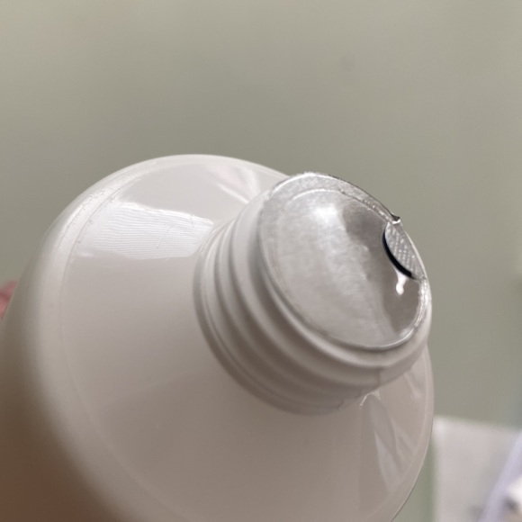 Arbonne Olive Blossoms Eucalyptus Gift Set Boxed cleansing body polish & butter - Picture 10 of 13